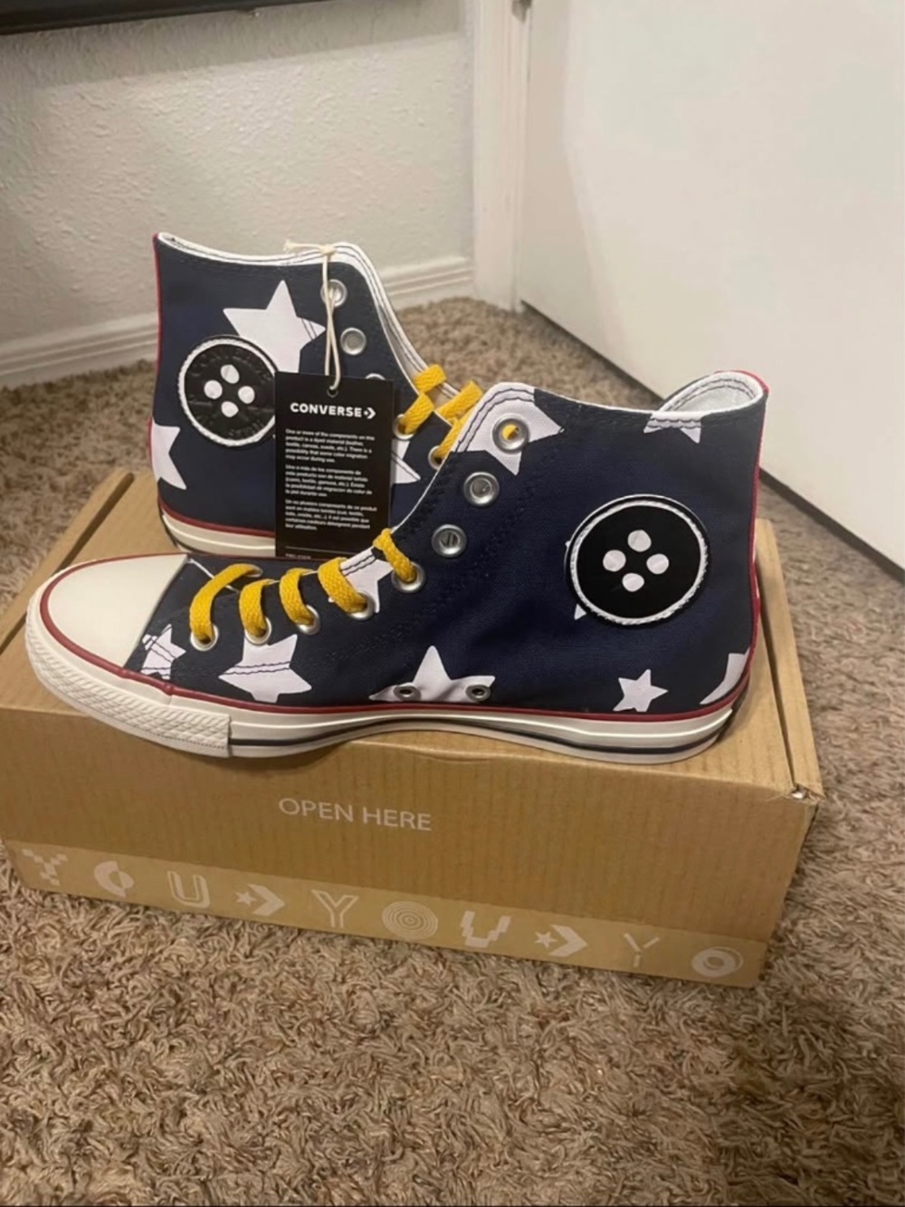 Coraline X Converse